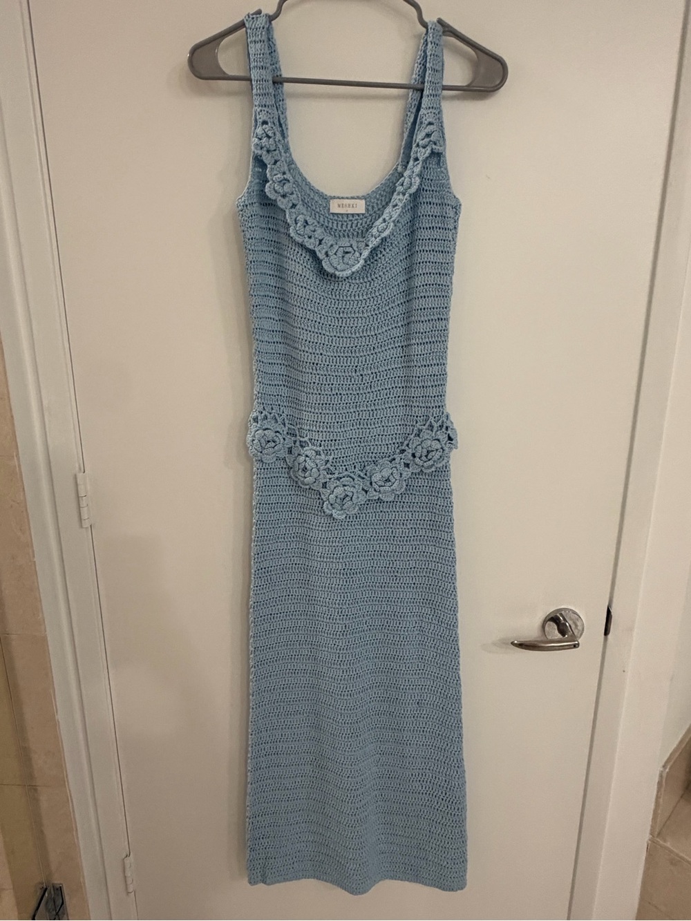 Meshki Teagan Floral Crochet Dress NWOT Blue - Picture 3 of 6